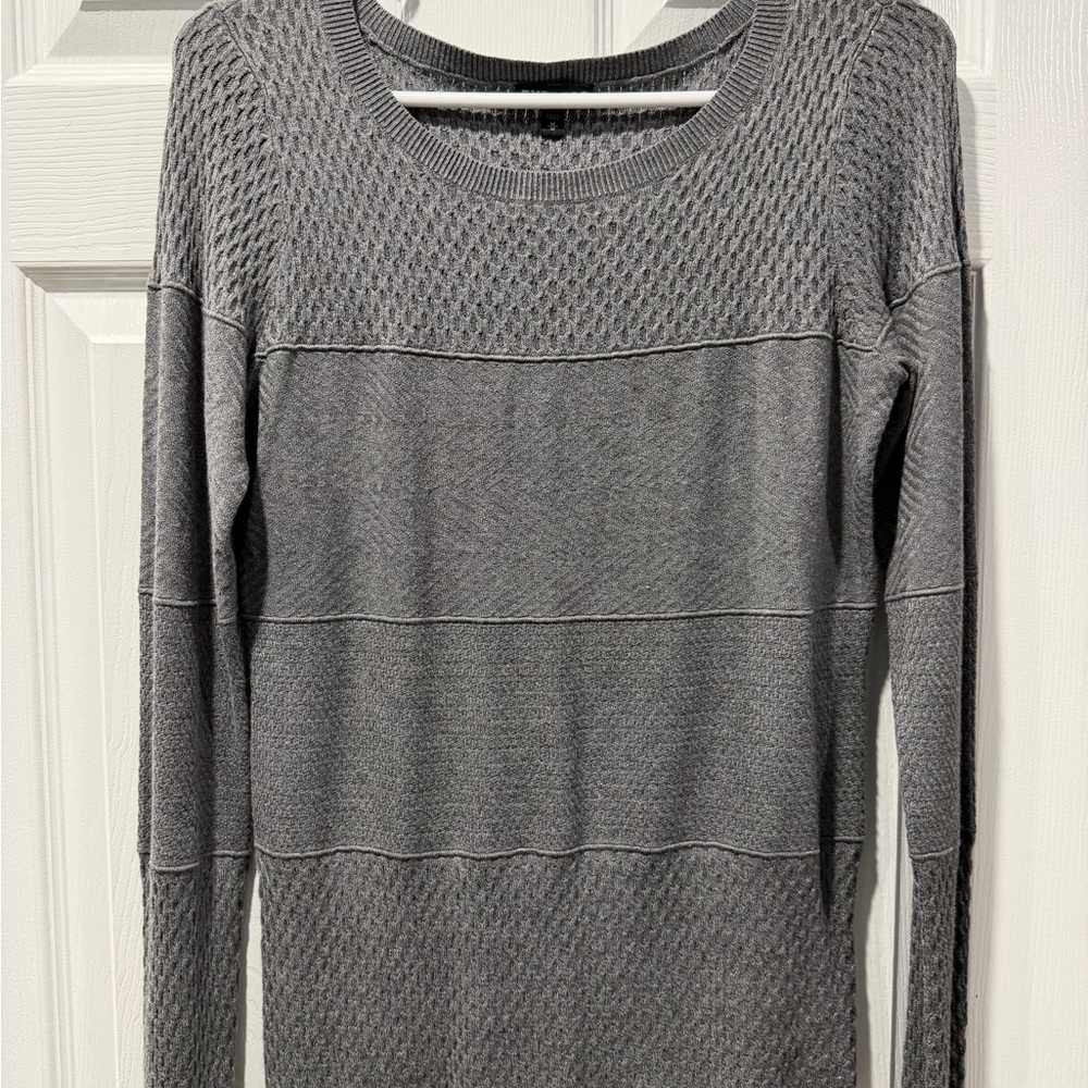 Express Textured Gray Crew Neck Sweater